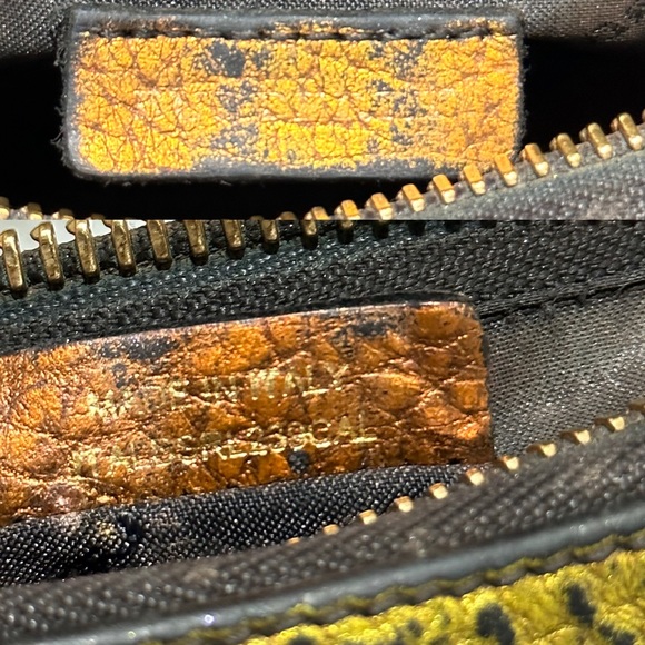 Authentic Burberry Metallic Distressed Clutch Pouch - Picture 13 of 14